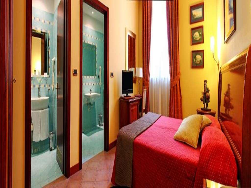 Le Cheminee Business Hotel Napoli Δωμάτιο φωτογραφία