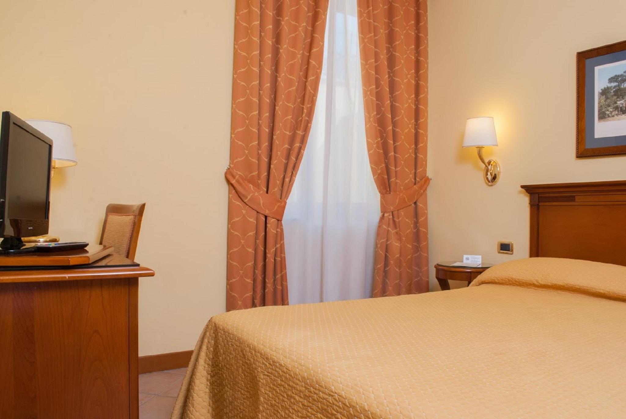 Le Cheminee Business Hotel Napoli Εξωτερικό φωτογραφία