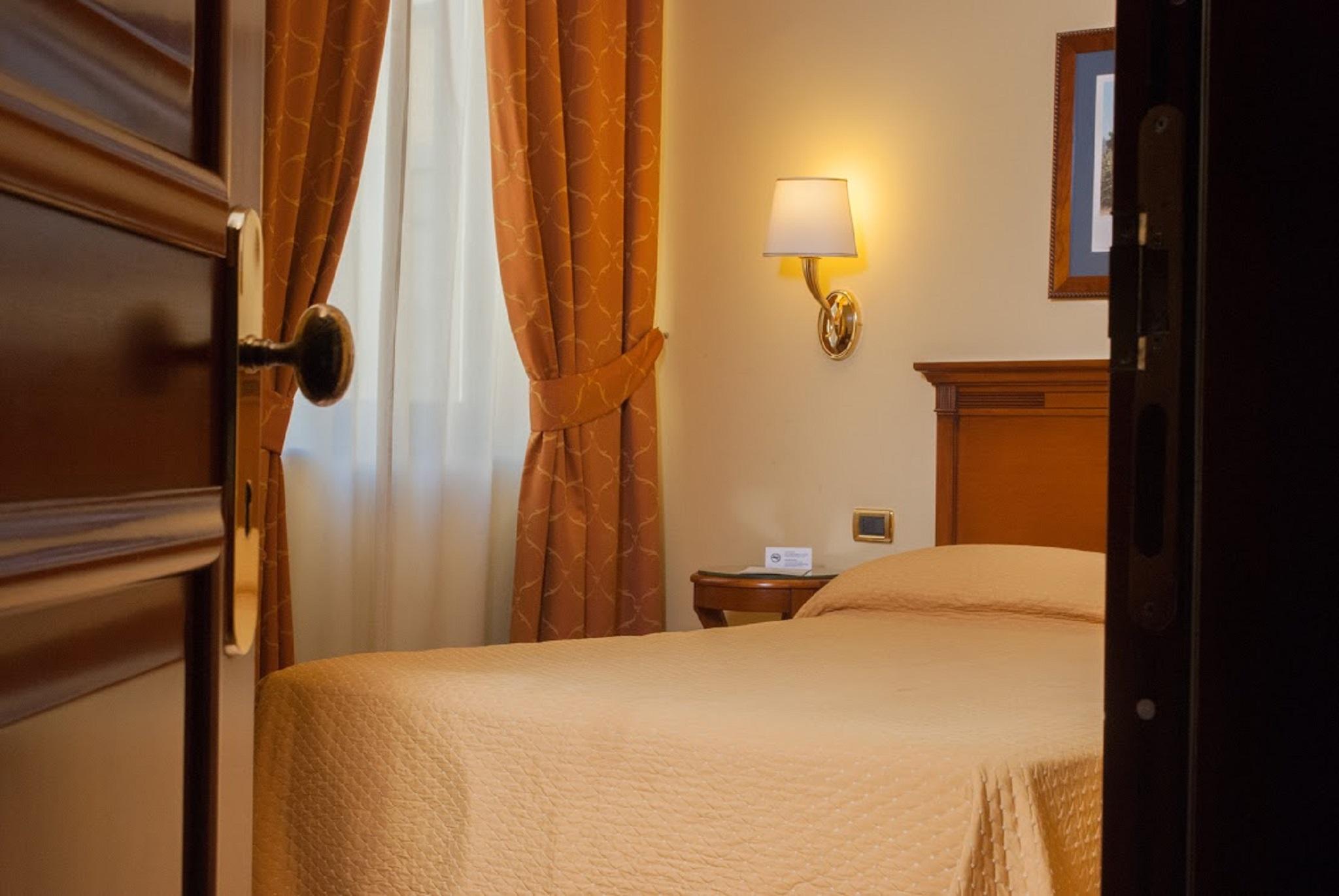 Le Cheminee Business Hotel Napoli Εξωτερικό φωτογραφία