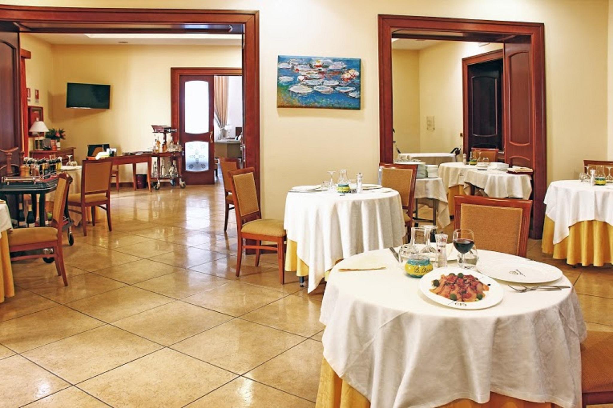 Le Cheminee Business Hotel Napoli Εξωτερικό φωτογραφία