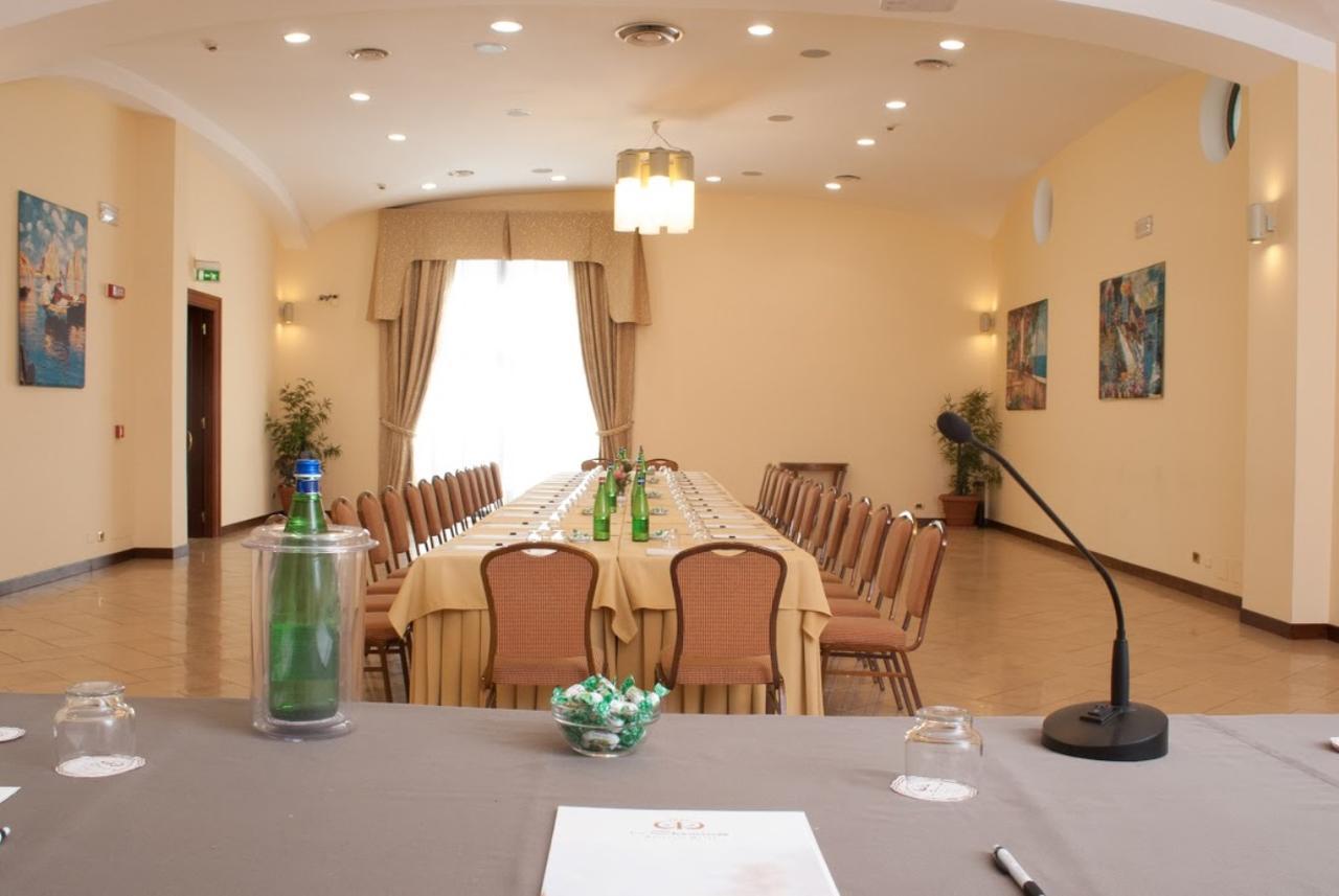 Le Cheminee Business Hotel Napoli Εξωτερικό φωτογραφία