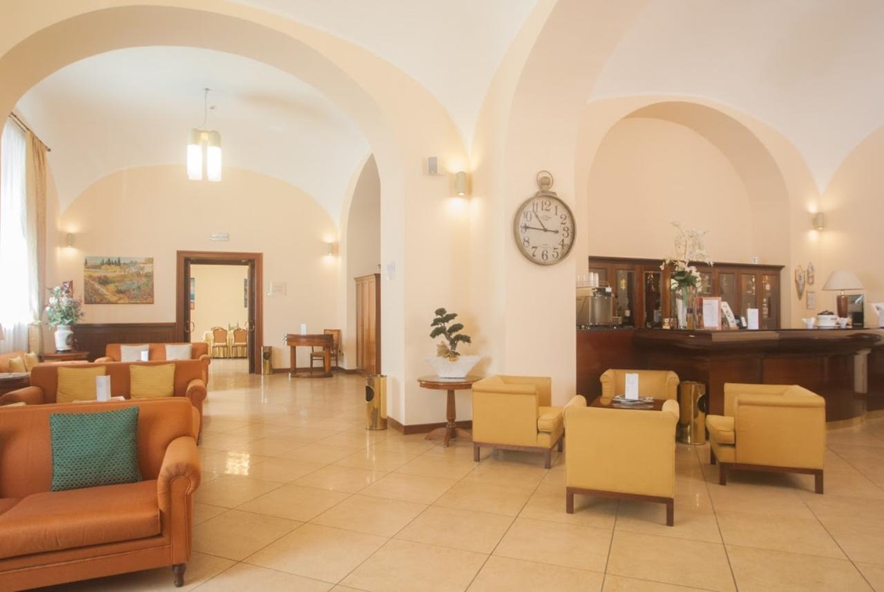 Le Cheminee Business Hotel Napoli Εξωτερικό φωτογραφία