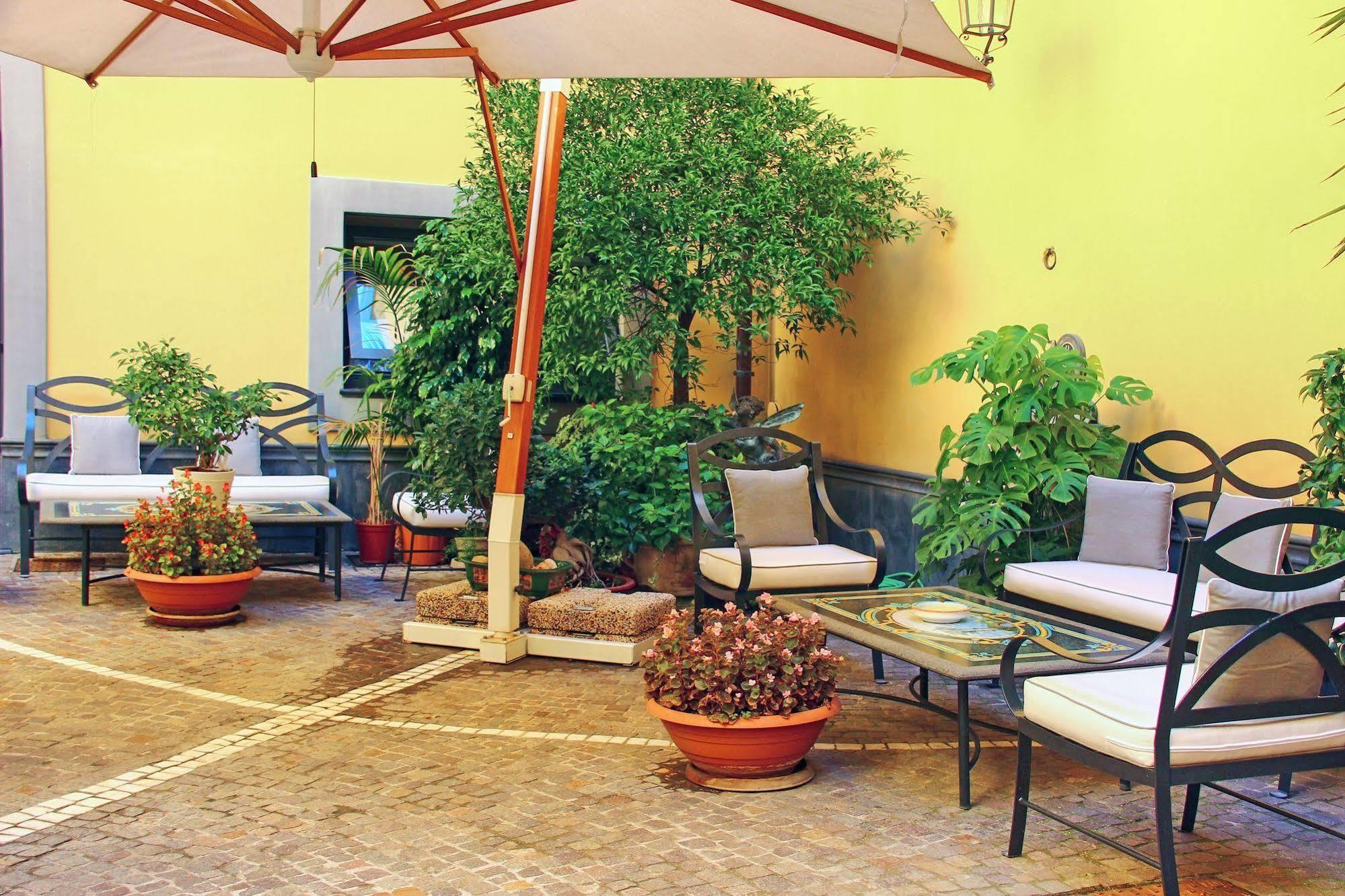Le Cheminee Business Hotel Napoli Εξωτερικό φωτογραφία